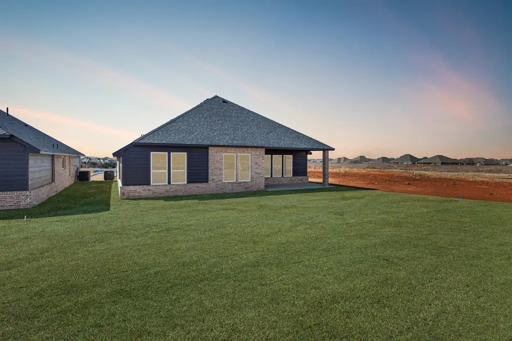 Photo 43 — 15700 Siloa Avenue, Edmond, OK 73013