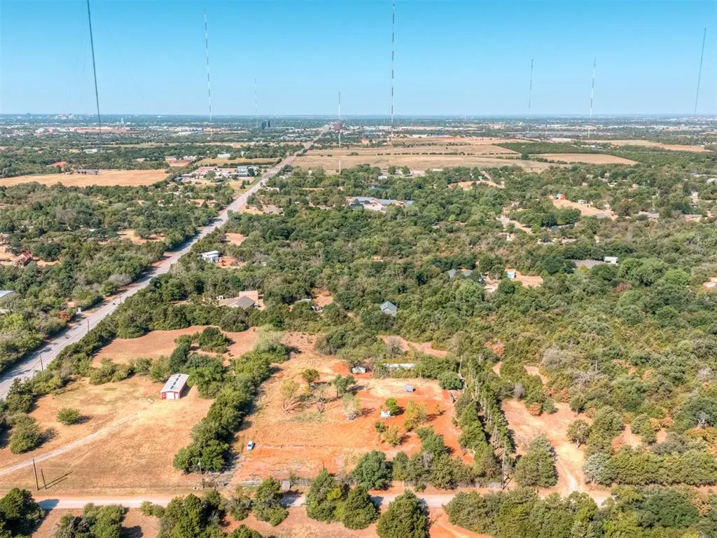 Photo 4 — 9411 Henley Avenue, Oklahoma City, OK 73131