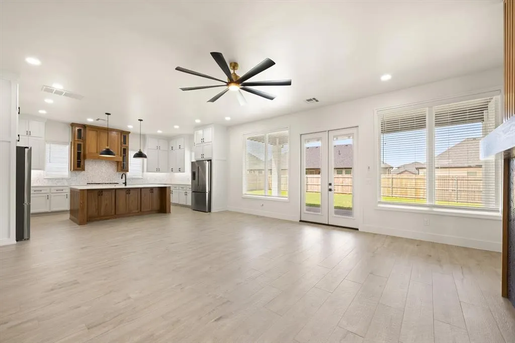 Photo 11 — 6305 NW 153rd Street, Edmond, OK 73013