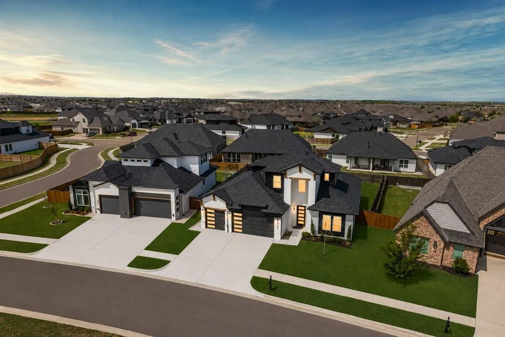 Photo 43 — 6305 NW 153rd Street, Edmond, OK 73013