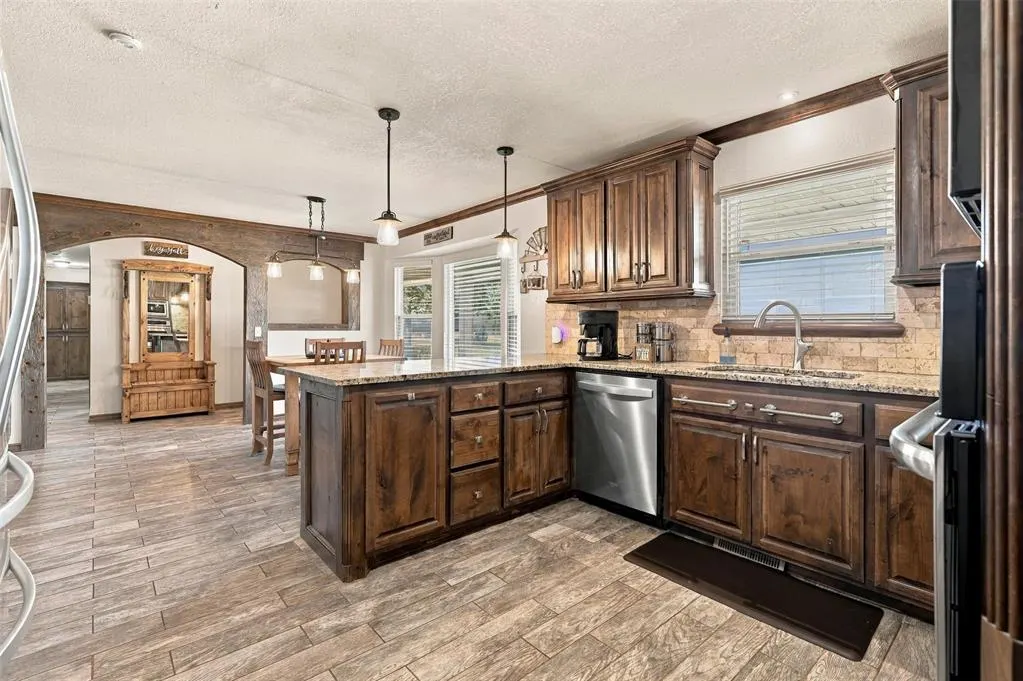 Photo 9 — 17203 Brangus Road, Shawnee, OK 74801