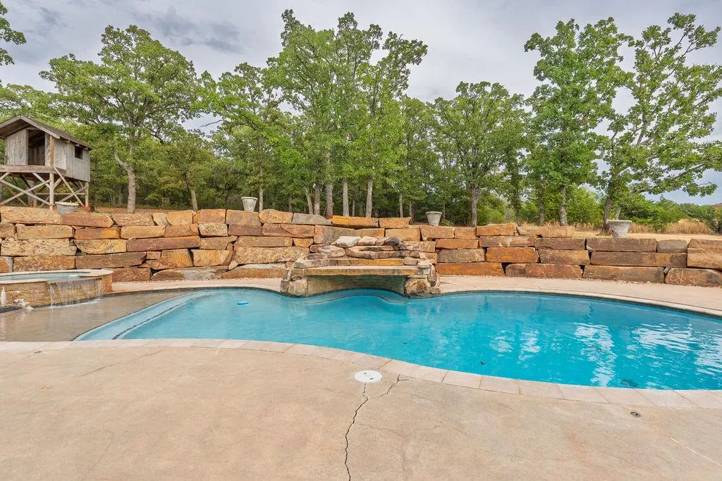 Photo 39 — 100323 S Shadyoak Drive, Harrah, OK 73045
