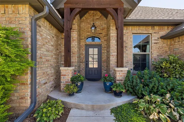 Photo 4 — 12112 SW 48th Street, Mustang, OK 73064