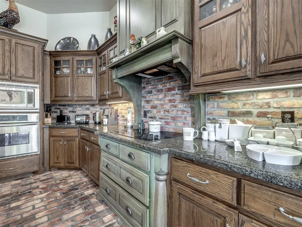 Photo 18 — 12904 Doriath Way, Oklahoma City, OK 73170