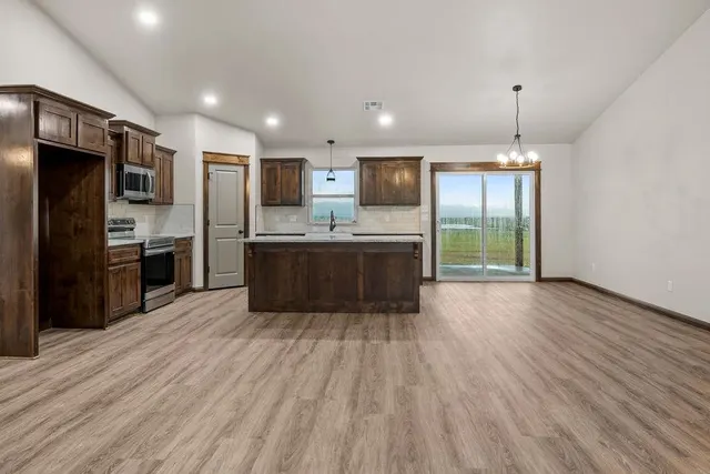 Photo 7 — 5374 Turning Point Lane, Davis, OK 73030