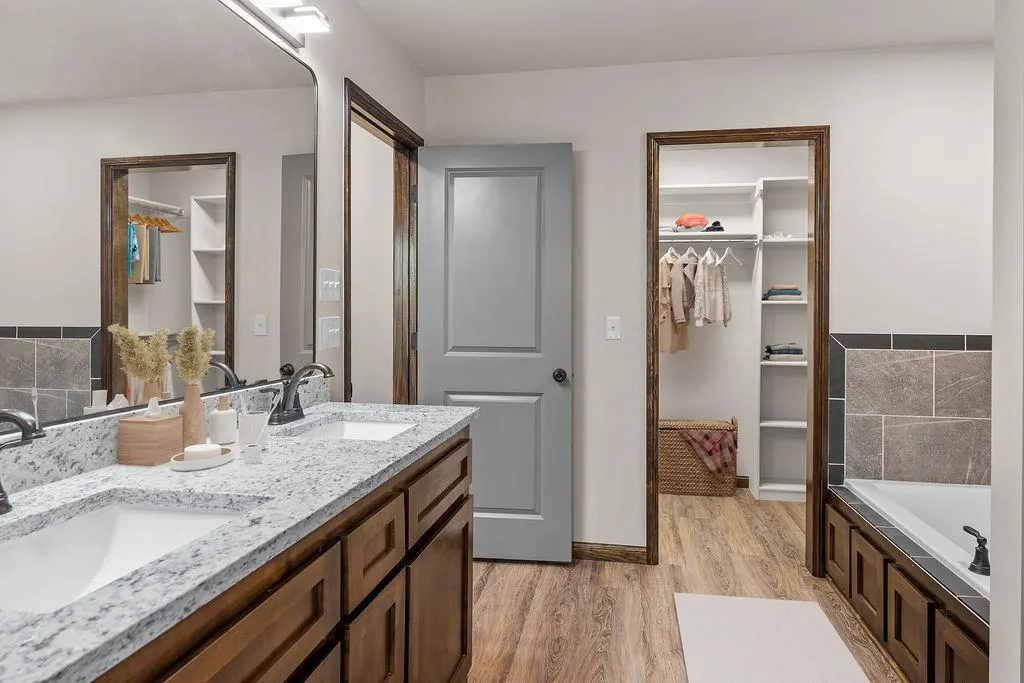 Photo 16 — 5374 Turning Point Lane, Davis, OK 73030