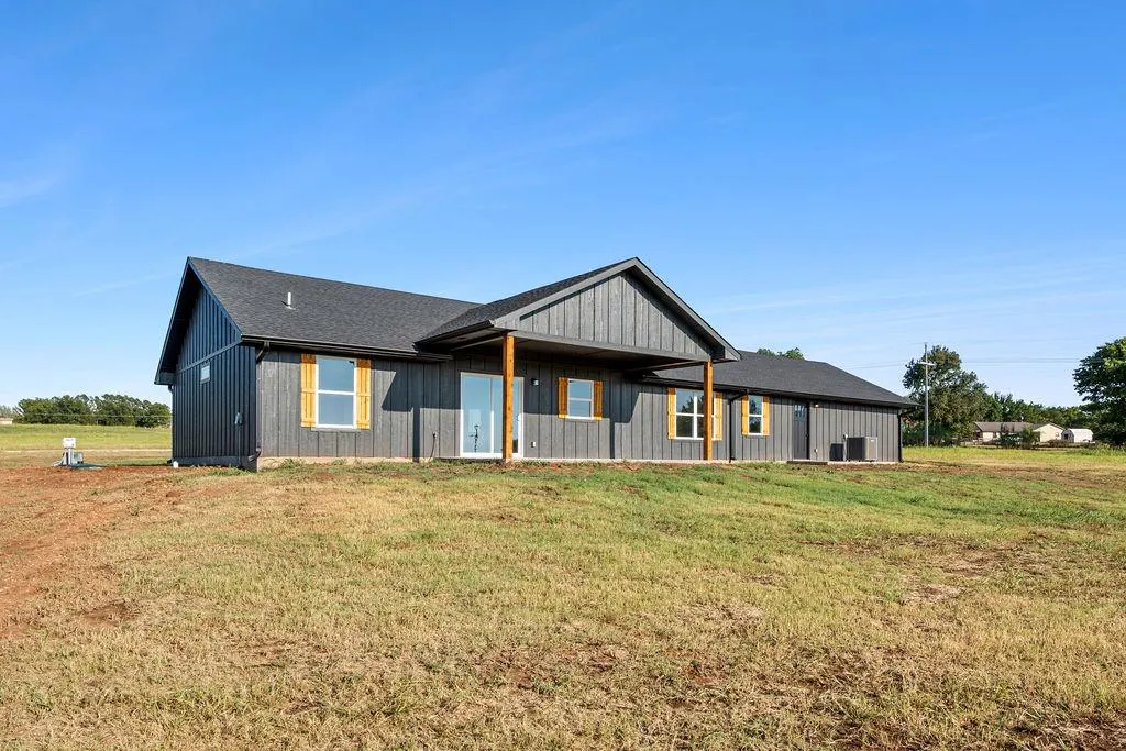 Photo 27 — 5374 Turning Point Lane, Davis, OK 73030