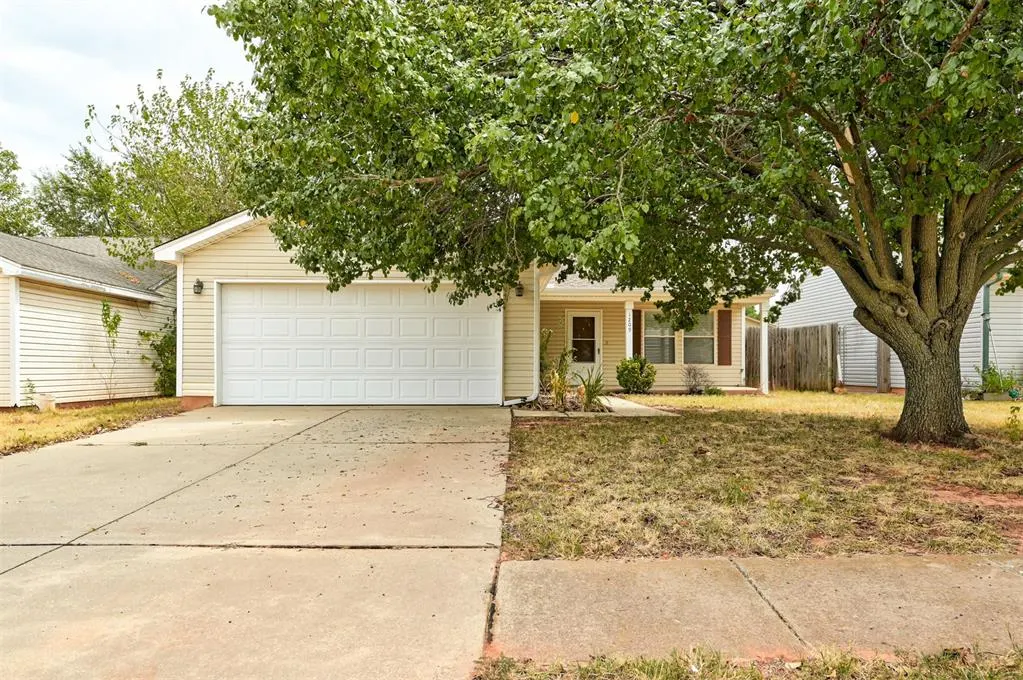 Front exterior — 1209 Briar Patch Way, Norman, OK 73071