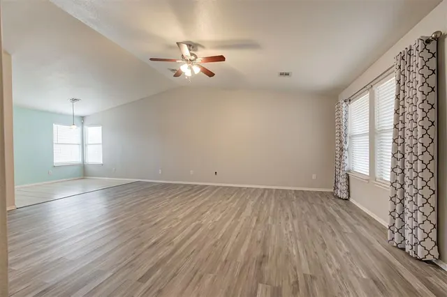 Photo 6 — 1209 Briar Patch Way, Norman, OK 73071