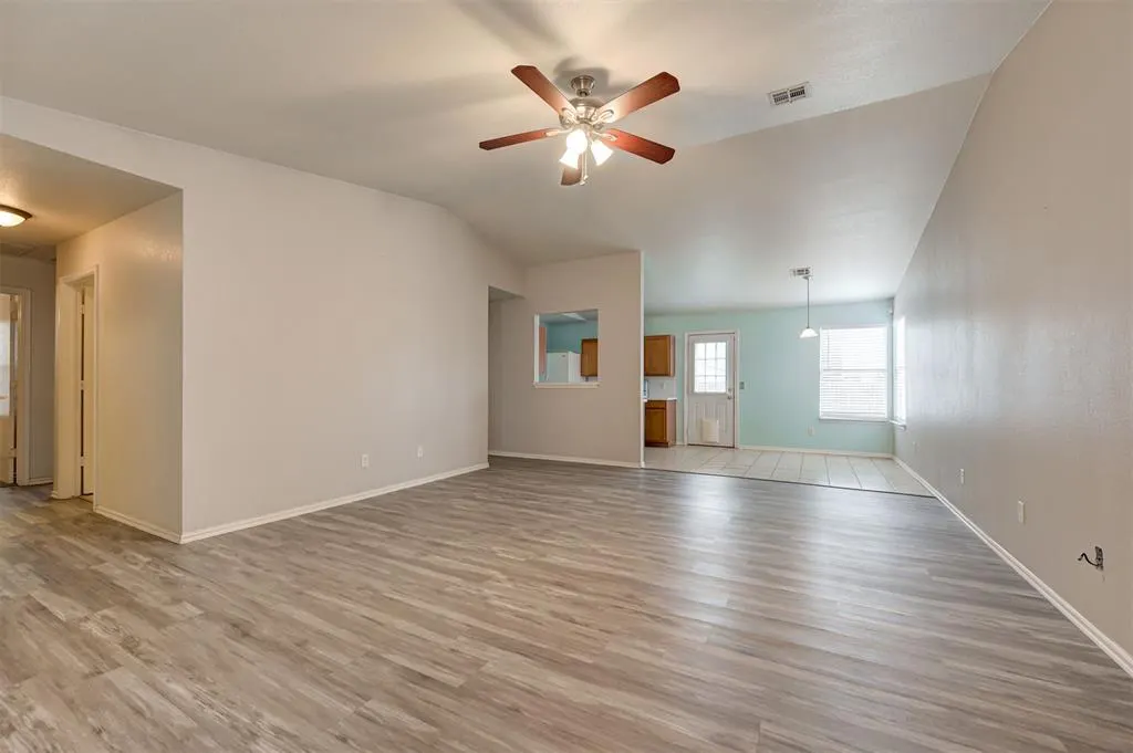 Photo 10 — 1209 Briar Patch Way, Norman, OK 73071