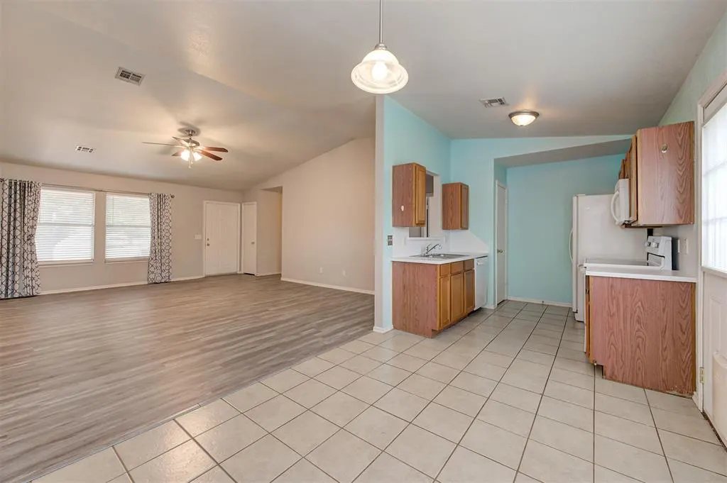 Photo 13 — 1209 Briar Patch Way, Norman, OK 73071