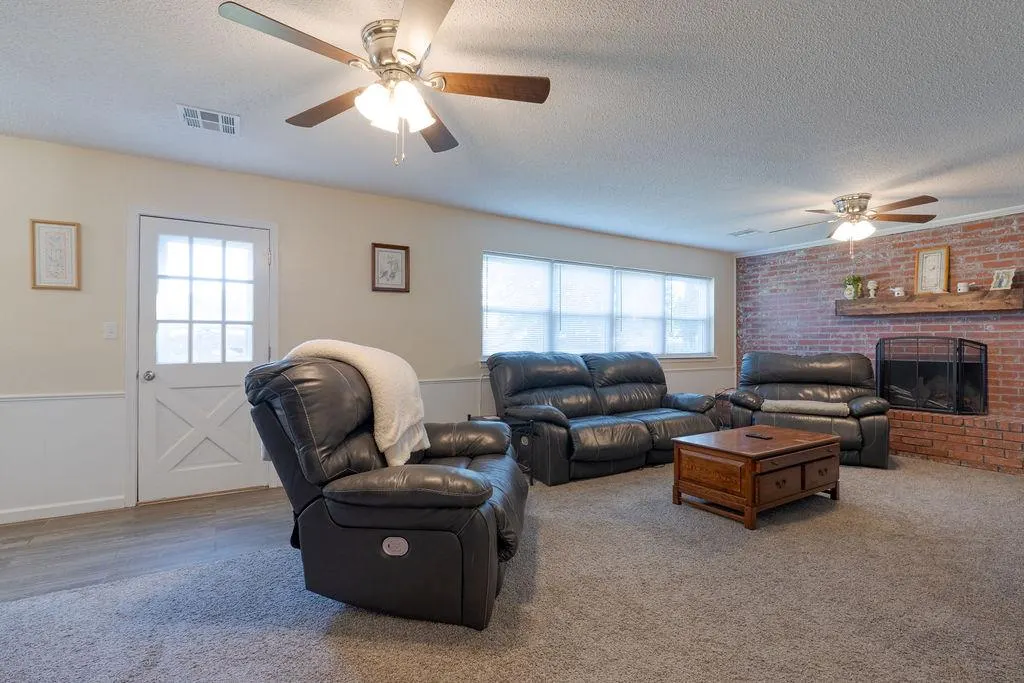 Photo 6 — 14 Arapaho Drive, Shawnee, OK 74801