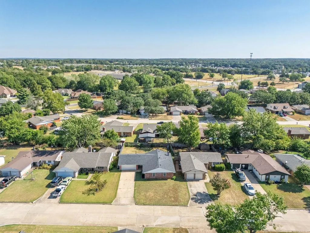 Photo 48 — 14 Arapaho Drive, Shawnee, OK 74801
