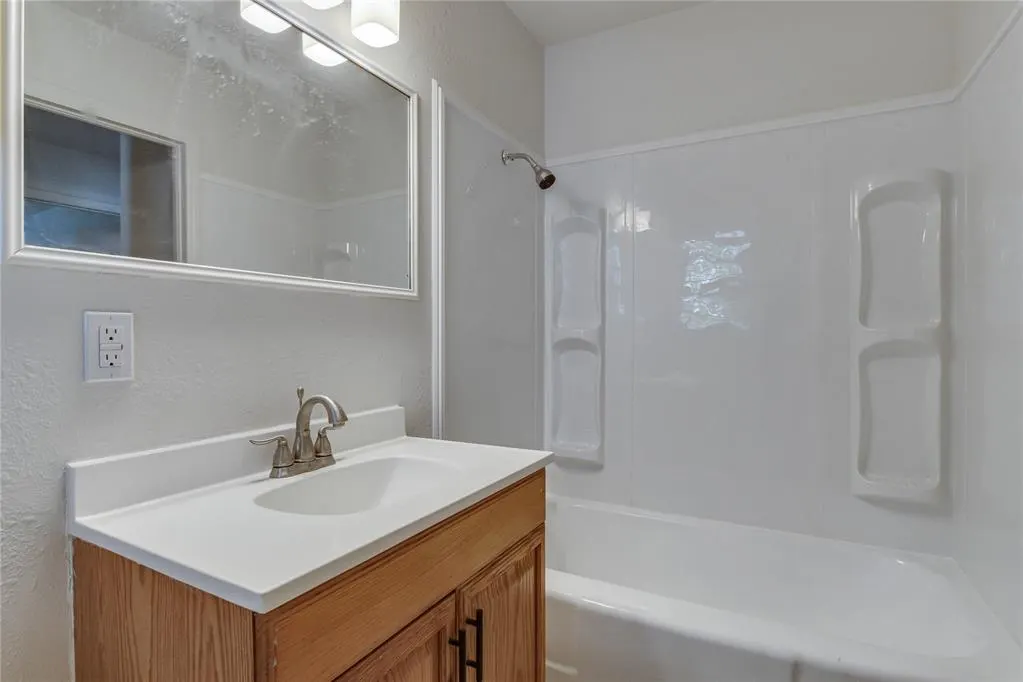 Photo 20 — 800 E Arbor Drive, Oklahoma City, OK 73110