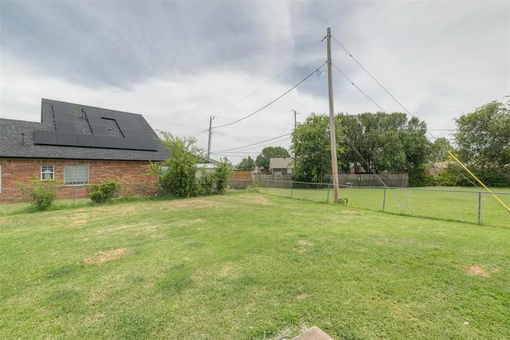 Photo 34 — 1545 Tudor Drive, Moore, OK 73160