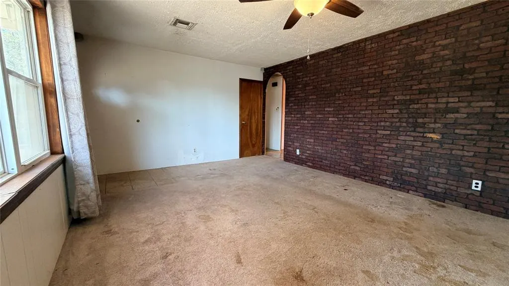 Photo 5 — 106 Baker Street, Shawnee, OK 74801