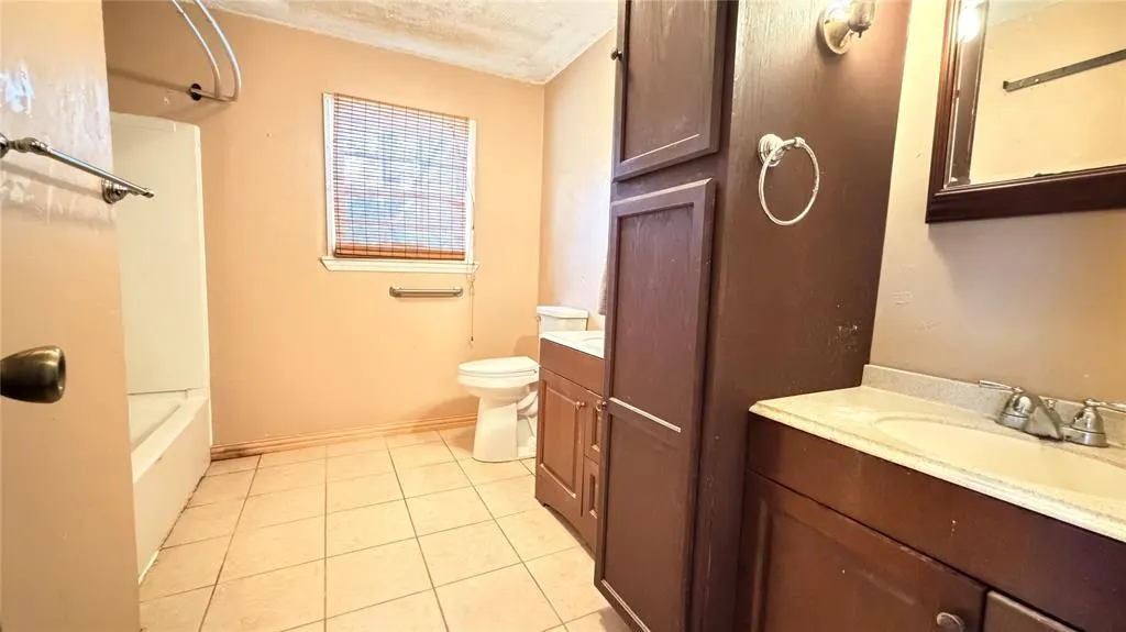 Photo 17 — 106 Baker Street, Shawnee, OK 74801