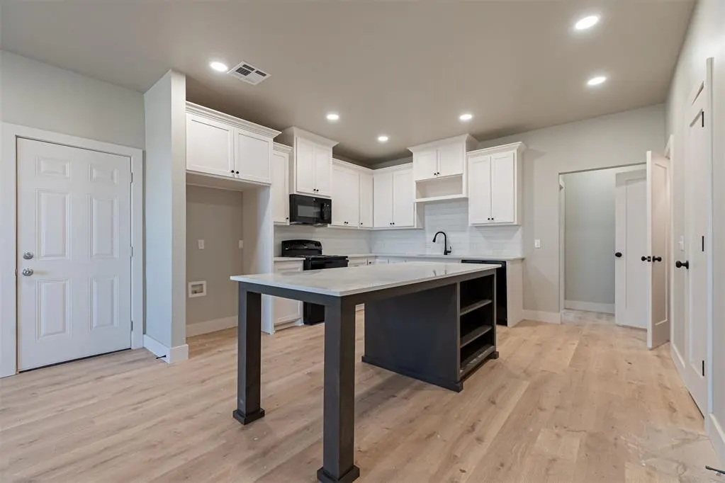 Photo 2 — 316 Ash Avenue, Yukon, OK 73099