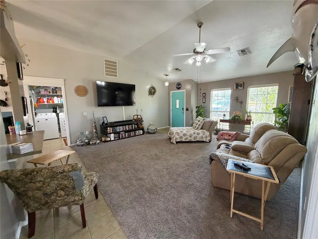 Photo 3 — 117 Carter Road, Elk City, OK 73644