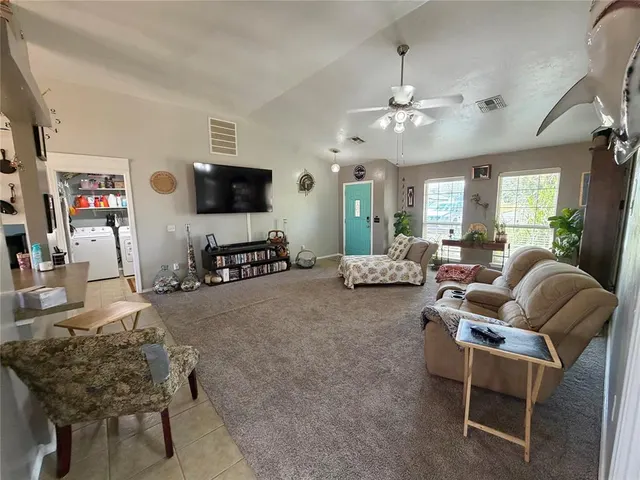 Photo 3 — 117 Carter Road, Elk City, OK 73644