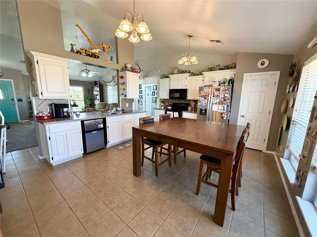 Photo 10 — 117 Carter Road, Elk City, OK 73644