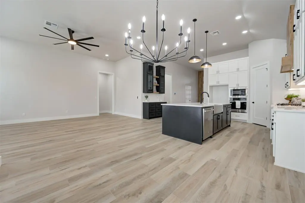 Photo 17 — 7112 NW 154th Street, Edmond, OK 73013