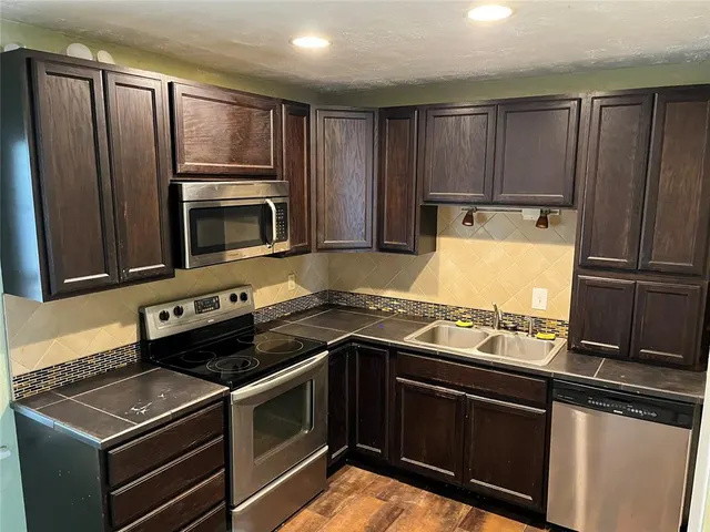 Photo 4 — 1519 S Windsor Way, Norman, OK 73069