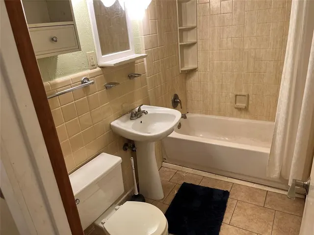 Photo 7 — 1519 S Windsor Way, Norman, OK 73069