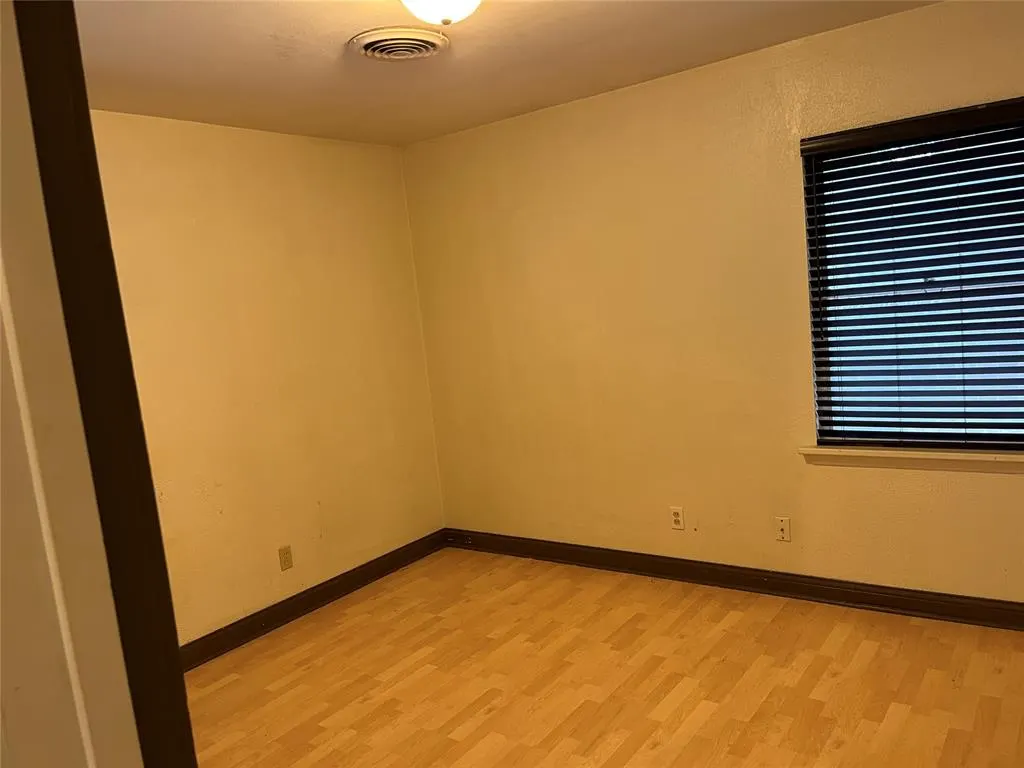 Photo 8 — 1519 S Windsor Way, Norman, OK 73069