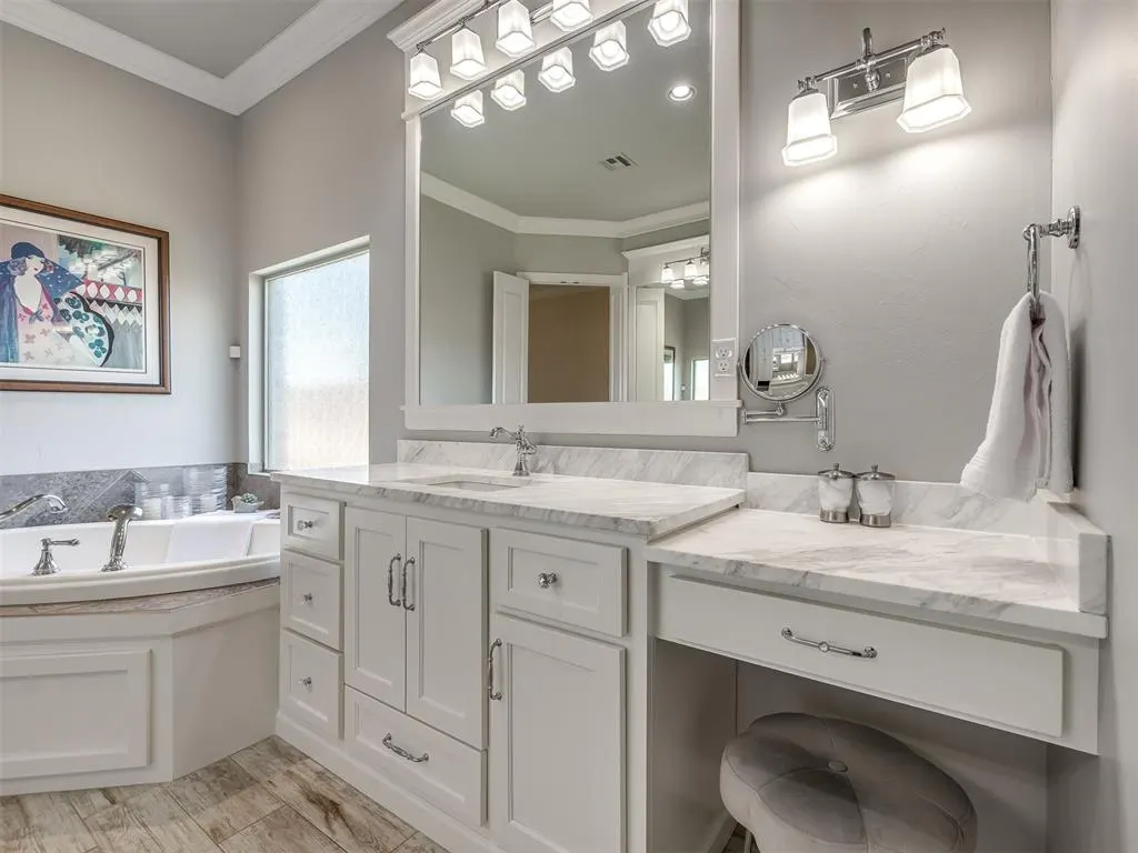 Photo 21 — 509 Oak Summit Road, Edmond, OK 73025