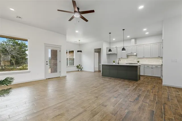 Photo 4 — 20202 NE 22nd Street, Harrah, OK 73045
