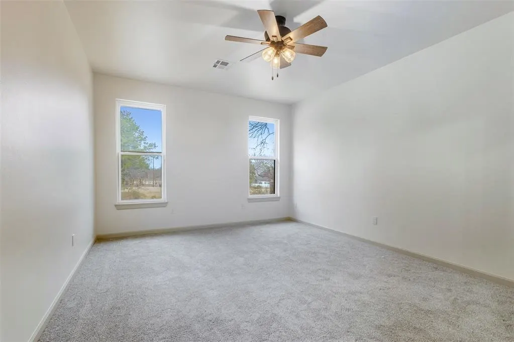 Photo 14 — 20202 NE 22nd Street, Harrah, OK 73045