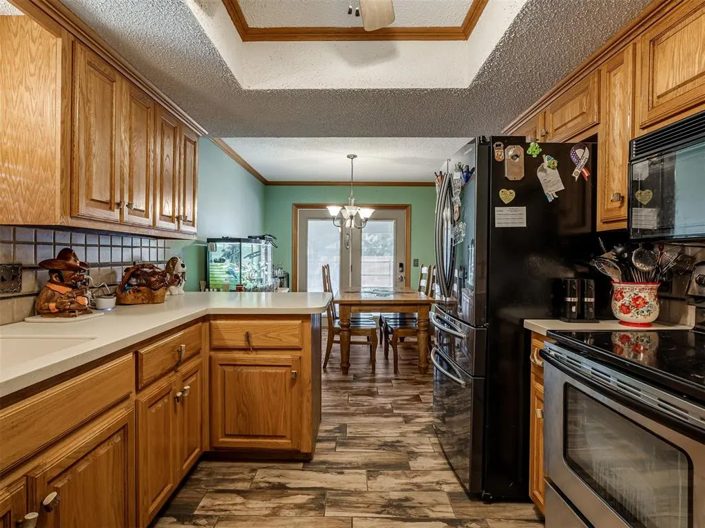 Photo 17 — 1425 Chimney Hill Road, Yukon, OK 73099