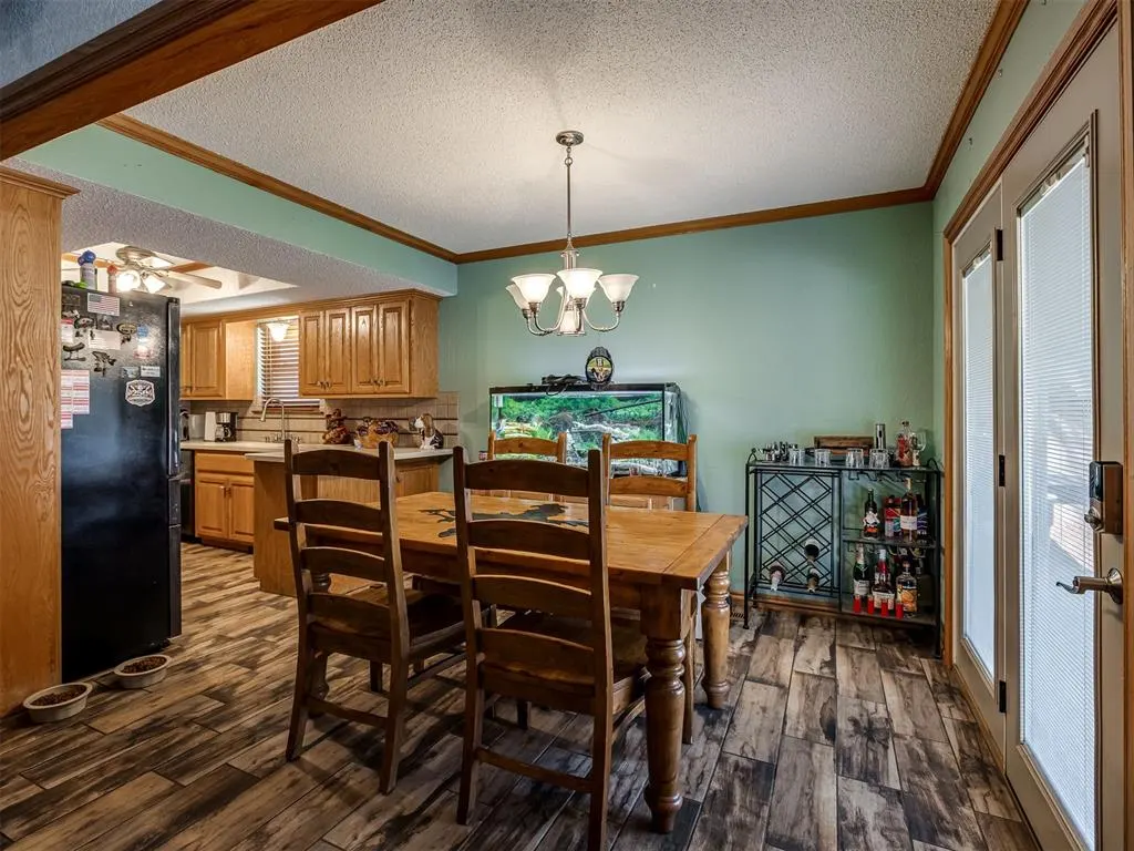 Photo 11 — 1425 Chimney Hill Road, Yukon, OK 73099