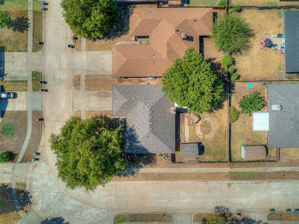 Photo 40 — 1425 Chimney Hill Road, Yukon, OK 73099