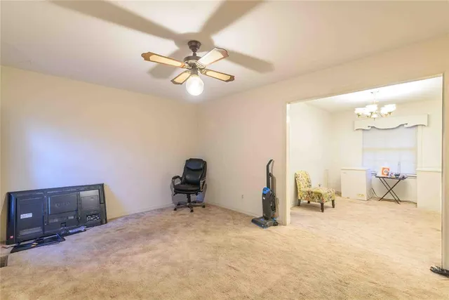 Photo 3 — 308 W Mimosa Drive, Oklahoma City, OK 73110