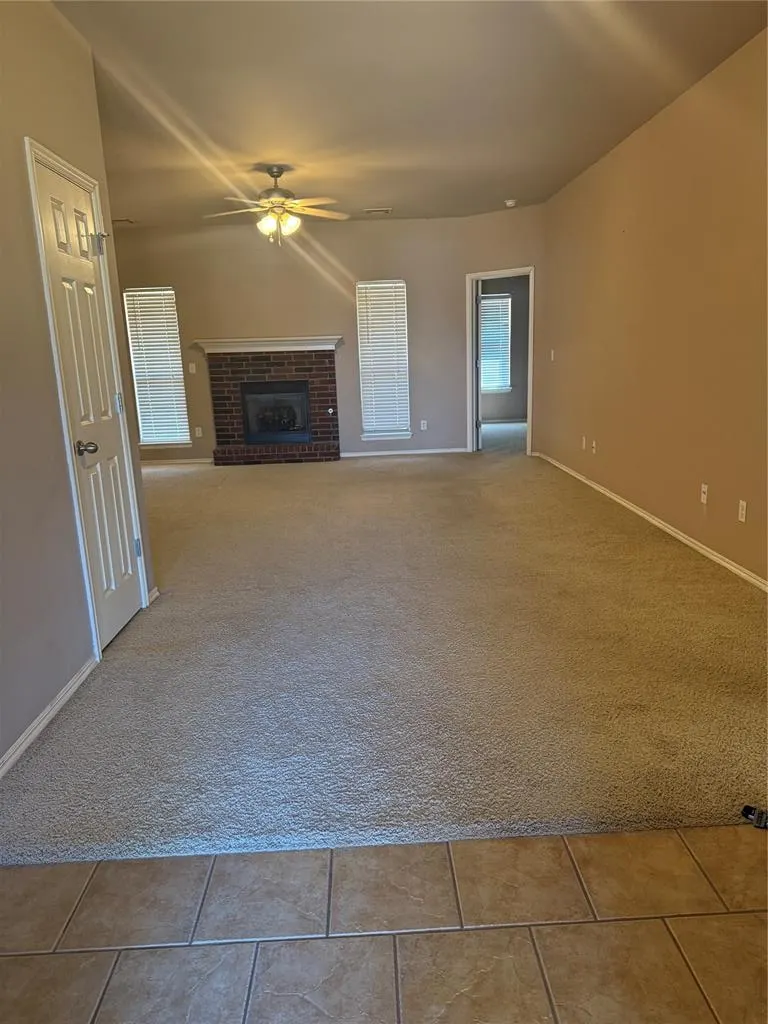 Photo 3 — 400 S Castle Ridge Lane, Mustang, OK 73064