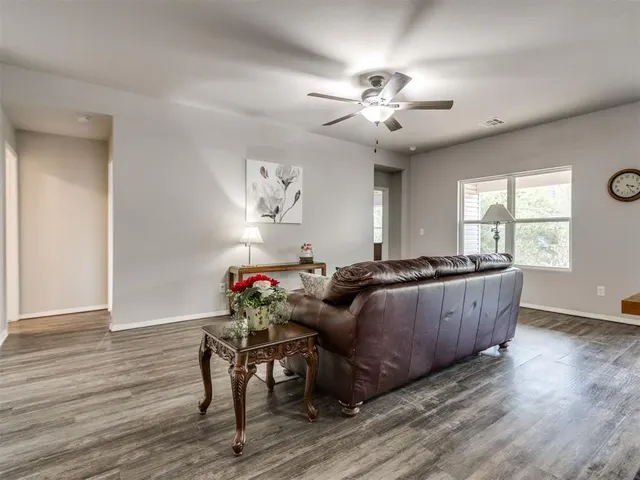Photo 6 — 9445 SW 37th Street, Oklahoma City, OK 73179