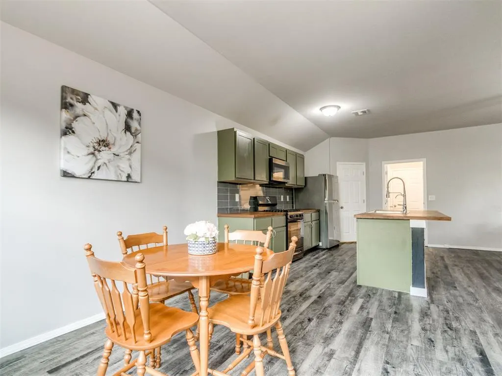 Photo 8 — 9445 SW 37th Street, Oklahoma City, OK 73179