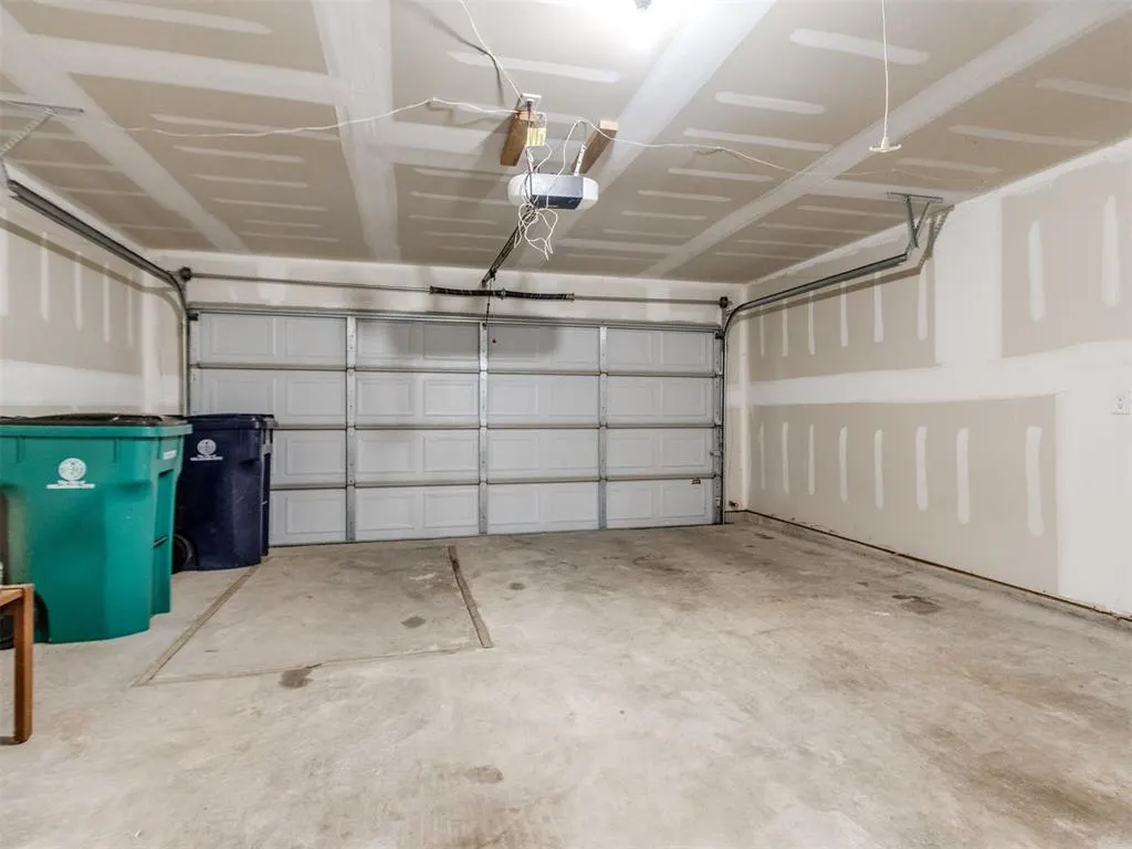 Photo 33 — 9445 SW 37th Street, Oklahoma City, OK 73179