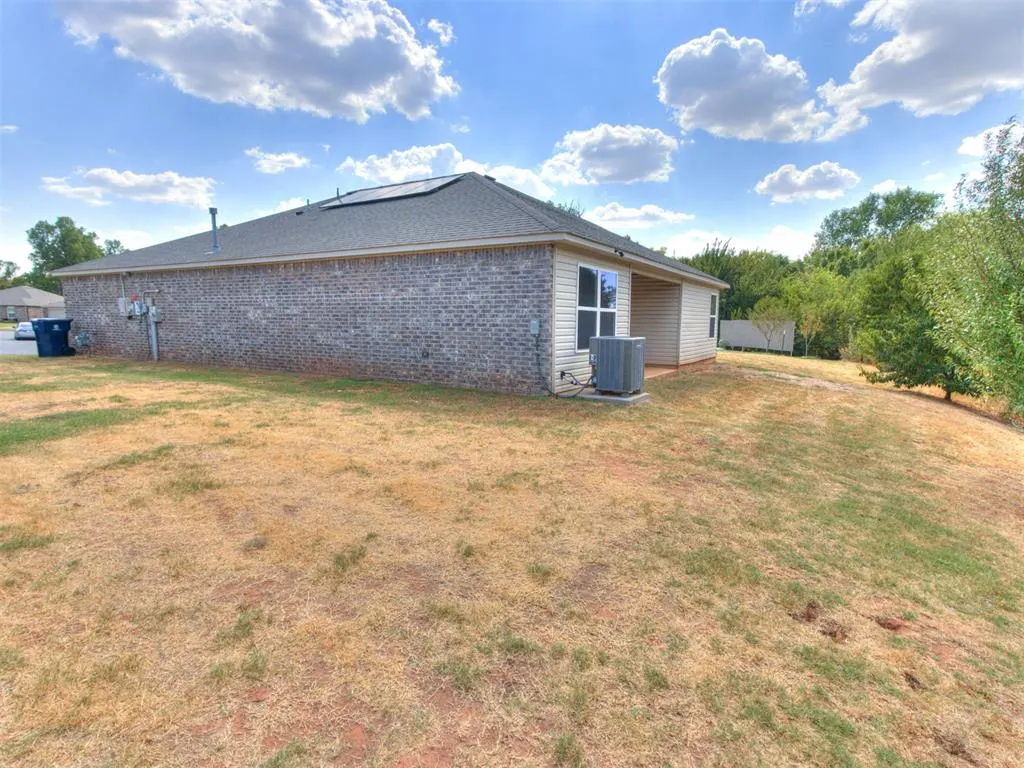 Photo 38 — 9445 SW 37th Street, Oklahoma City, OK 73179
