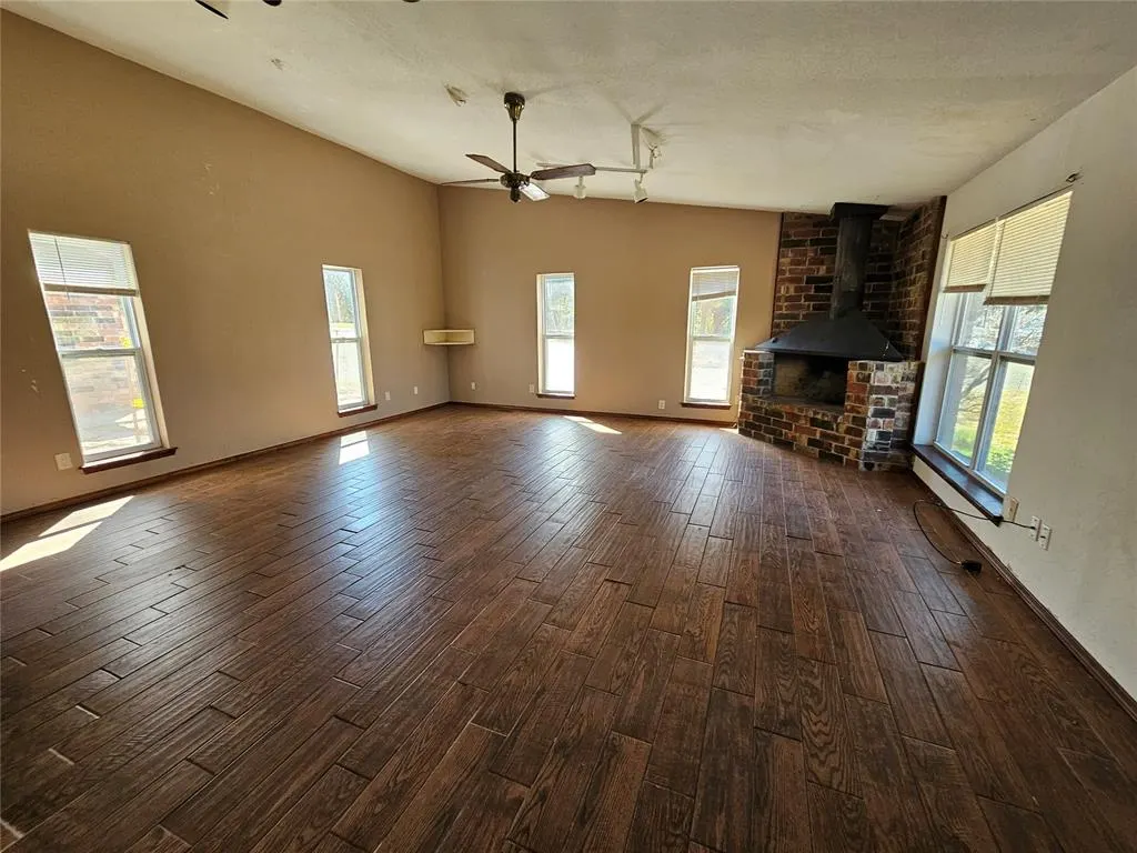 Photo 7 — 9811 Brush Creek Road, Norman, OK 73026