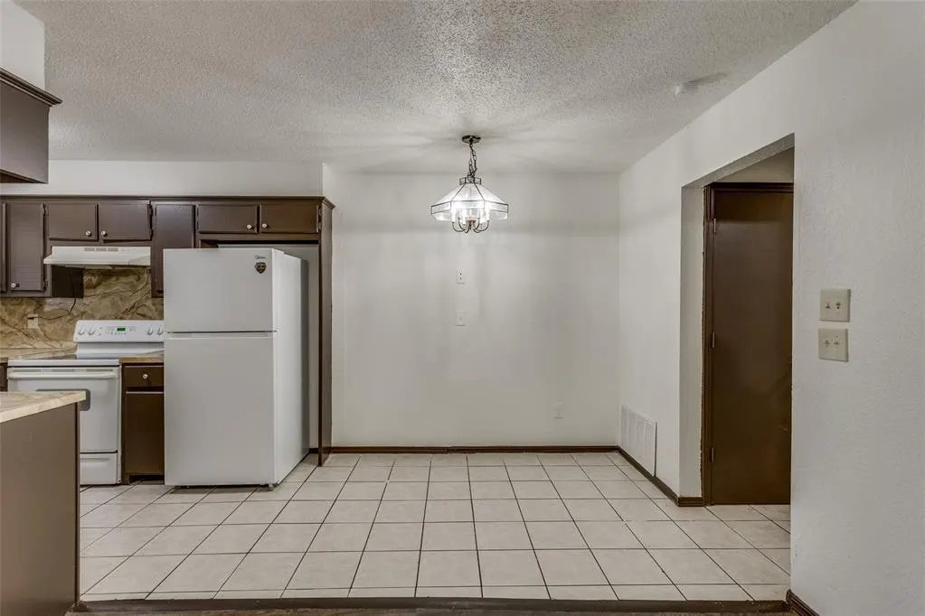 Photo 7 — 2210 30th Street, Oklahoma City, OK 73119
