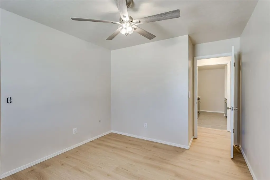 Photo 21 — 4901 Washington Square, Oklahoma City, OK 73135