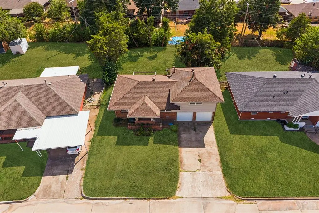 Photo 16 — 128 Leonard Lane, Midwest City, OK 73110