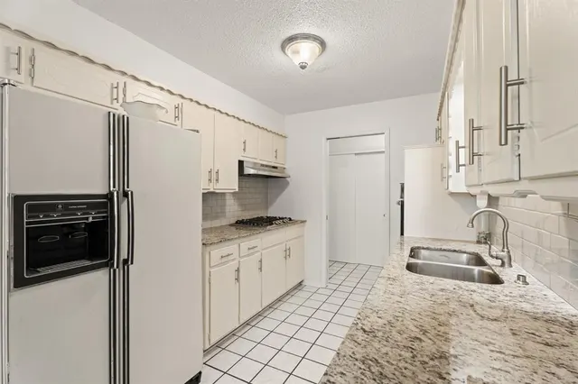Photo 6 — 3805 N Eagle Lane, Bethany, OK 73008