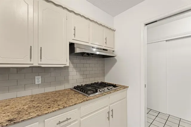 Photo 8 — 3805 N Eagle Lane, Bethany, OK 73008