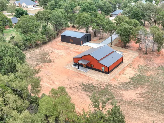 Photo 6 — 14 Hackney Drive, McLoud, OK 74851