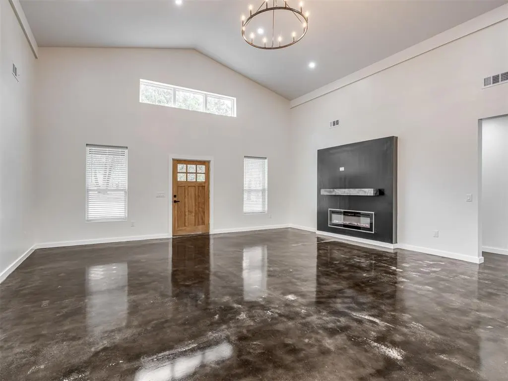 Photo 12 — 14 Hackney Drive, McLoud, OK 74851