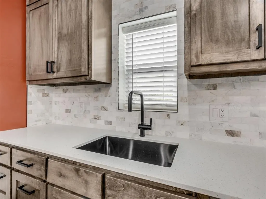 Photo 15 — 14 Hackney Drive, McLoud, OK 74851